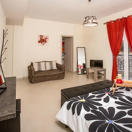 Panorama Guest house 3*