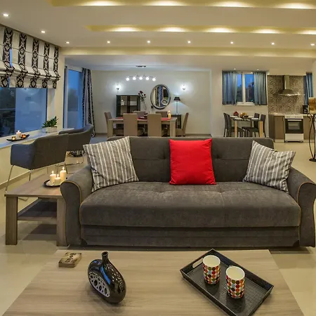 Panorama Guest house 3*